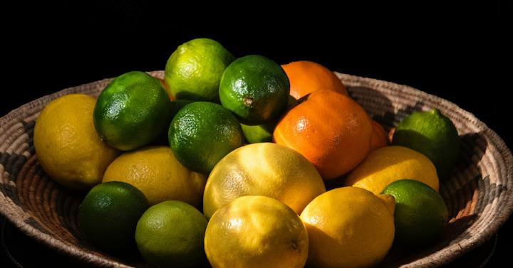 jeruk nipis dan lemon untuk menghilangkan ketombe